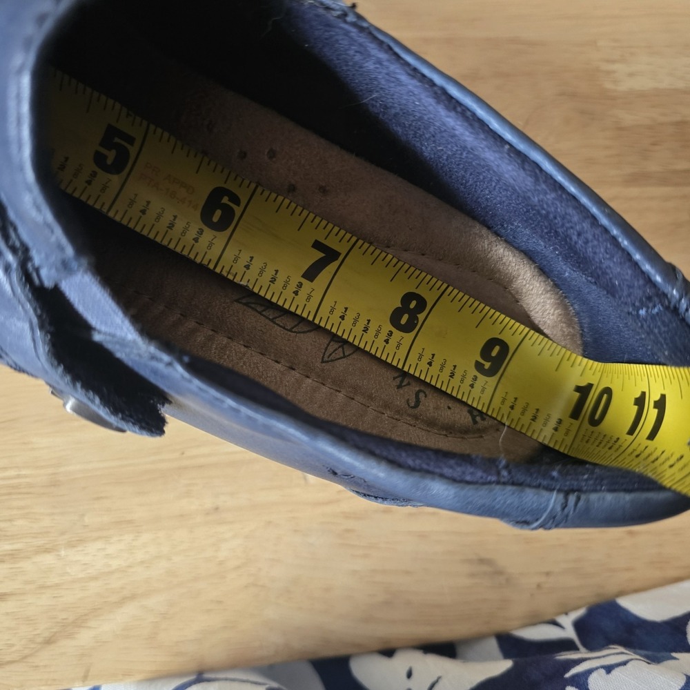 Earth Origins Navy Blue Leather Comfort Loafers Women's Size 9 EUC - Picture 12 of 12